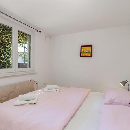 Nice Home In Krk With Kitchen Krk Town Luaran gambar